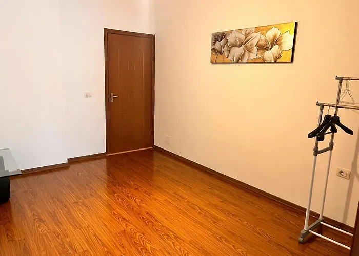 アパート Shining